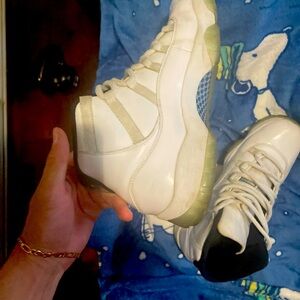 jordan 11 retro legend blue highs 2014 (size11)